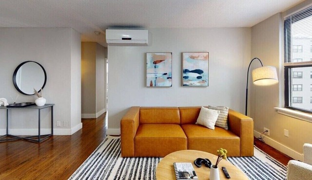This apartment is a 2 bedroom(s), 1 bathrooms, located in Philadelphia, PA.