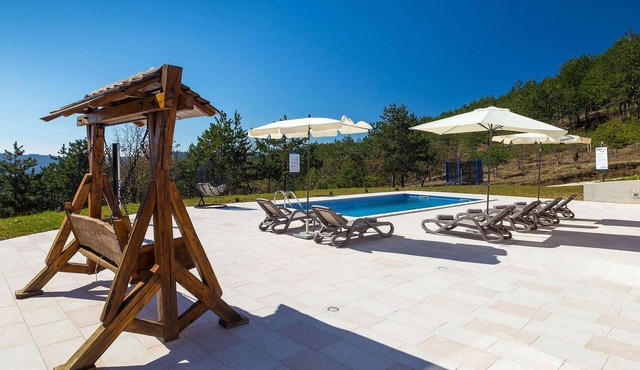 This beautiful villa is ideal for those looking for complete privacy during their vacation.