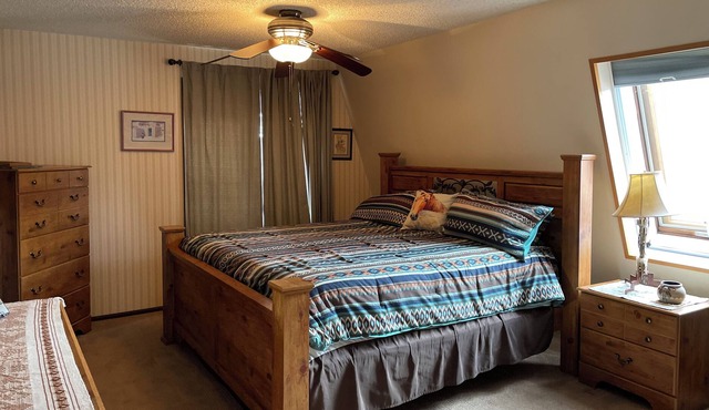 This Beautiful Secluded home; mountain views and over 3 acres; Park/Coffee Shop