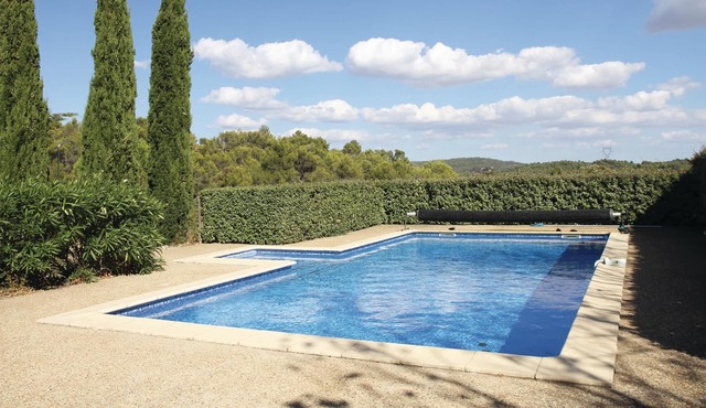 This beautiful vacation home with private pool in La Prade (Aigne) in Hérault, Occitanie, has a spac