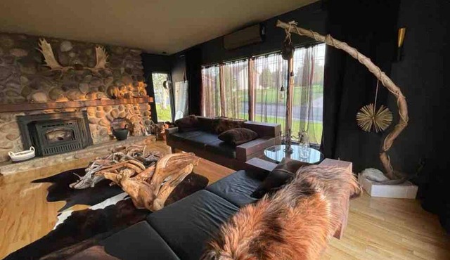 This bnb is a 1 bedroom(s), 1 bathrooms, located in Girardville, QC Canada.