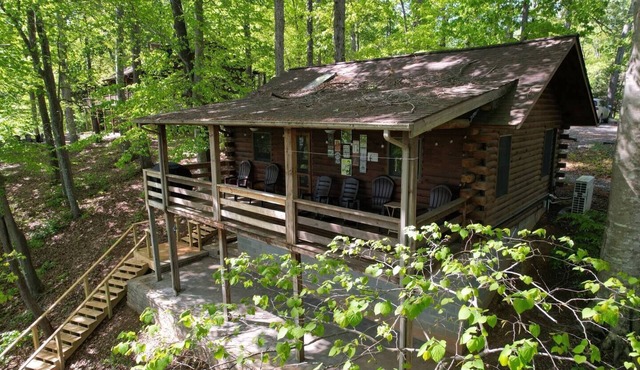 This cabin is a 2 bedroom(s), 1 bathrooms, located in Union Hall, VA.