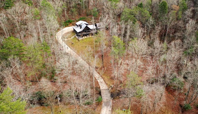 This chalet is luxury and mountain charm all wrapped up in one