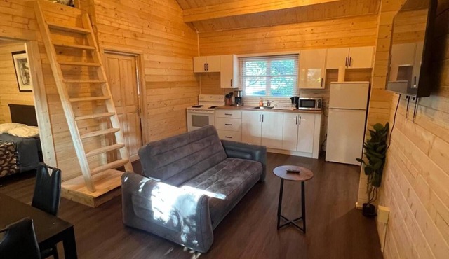 This cottage is a 3 bedroom(s), 1 bathrooms, located in Parry Sound, , ON.