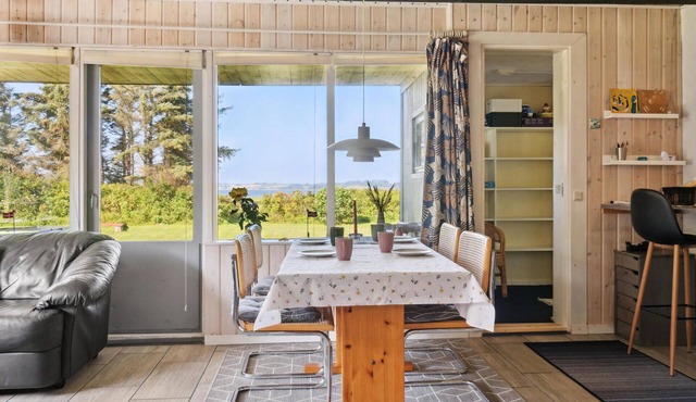 This cozy furnished vacation home awaits you on the island of Mors.