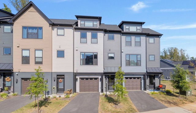 This fully furnished, 3 bedroom/3.5 bath townhome immersed in the Belvedere neighborhood is less than 2 years old with all the updates and amenities on the interior for comfortable living.