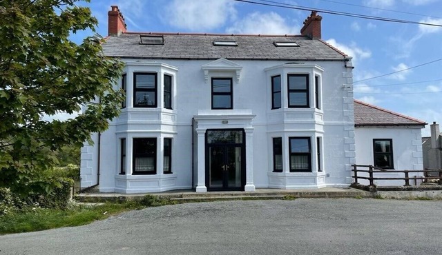 This historic, former public house has been transformed into a superb holiday residence for 13