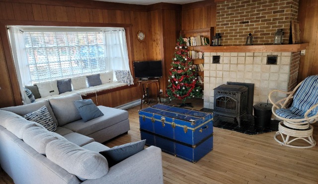 This house full of character will charm you with its private and direct access t