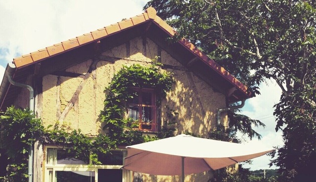 This house is a 2 bedroom(s), 1.5 bathrooms, located in Termes-d'Armagnac, Occitanie.