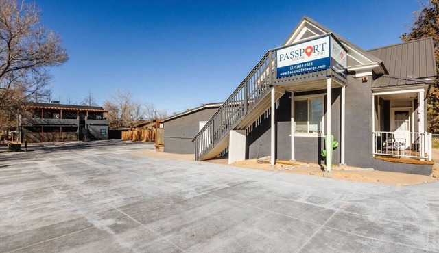 This house is a 11 bedroom(s), 8 bathrooms, located in Hurricane, UT.