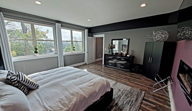 This house is a 2 bedroom(s), 1 bathrooms, located in Chattanooga, TN.