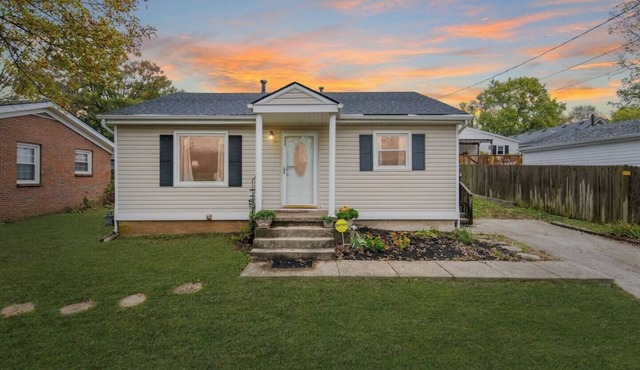 This house is a 2 bedroom(s), 1 bathrooms, located in Georgetown, KY.