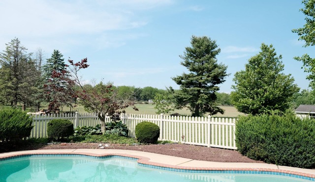 This house is a 4 bedroom(s), 2.5 bathrooms, located in Parkesburg, PA.