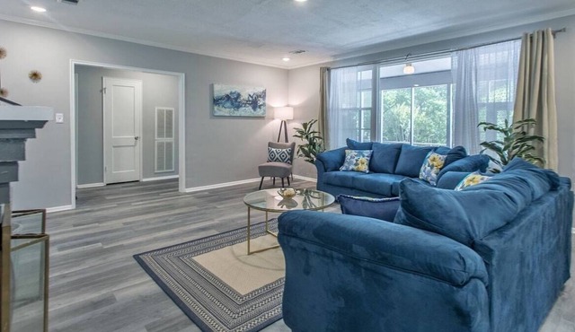 This house is a 4 bedroom(s), 2 bathrooms, located in Macon, GA.