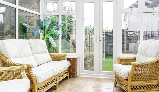 This house is a 4 bedroom(s), 1.5 bathrooms, located in Southampton, .