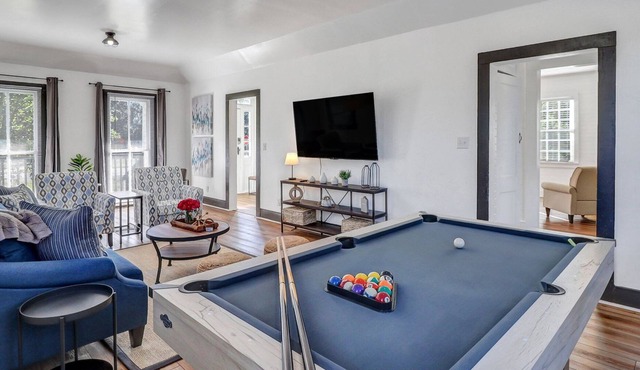 This house is a 5 bedroom(s), 2.5 bathrooms, located in Rincon, GA.