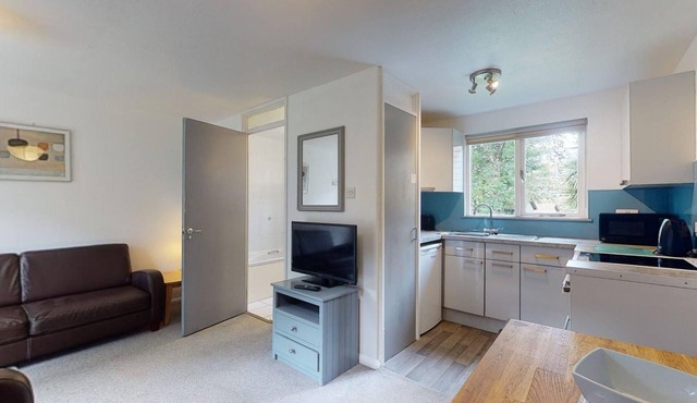 This is a great location from which to start your Cornish adventure.