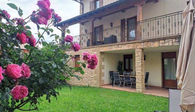 This is a peaceful place to stay: relax with the whole family!