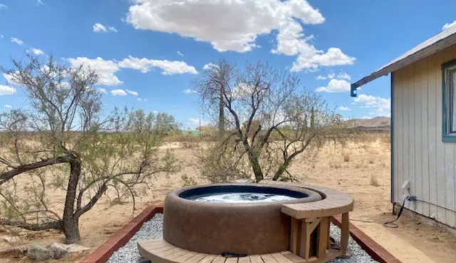 ◇THIS IS IT◇ Landers Desert Getaway 15 min to Joshua Tree, 1 BR/1BATH