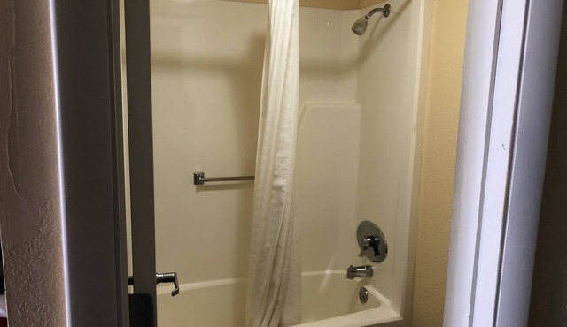 This is mentor home inn & suites