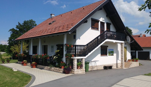 This is new 4* apartament ,placed near beautiful nacional park Plitvice