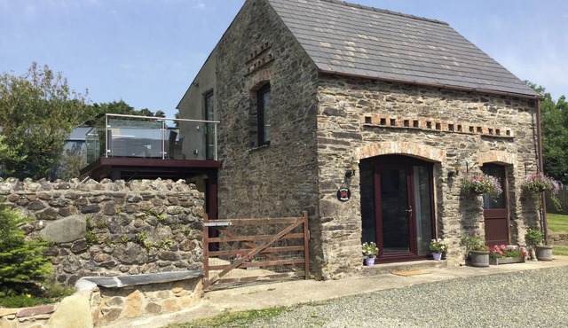 This is the perfect location for all the family to enjoy a holiday.