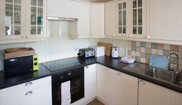 This is the perfect location for all the family with beaches, pretty villages and lots of wildlife.