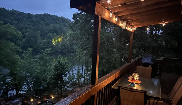 This lakeside cabin is the ideal getaway, with a private boat dock & Kayaks.