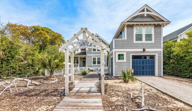 This like-new 4BR/3.5BA home in sought-after Cape Fear Station- Pet friendly