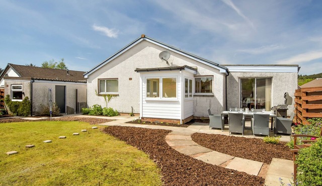 This lovely detached cottage is conveniently set all on one level.