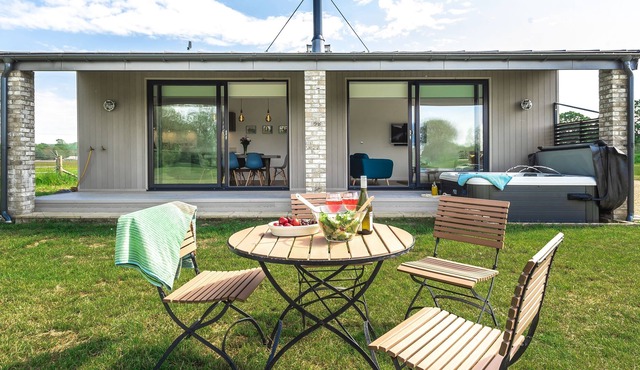 This luxury lodge is contemporary in style, and light filled throughout.