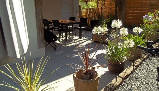 This old renovated forge, classified *, combines charm of old and modern