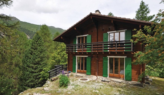 This original wooden chalet in retro style is located in the beautiful Val d'Anniviers, surrounded b