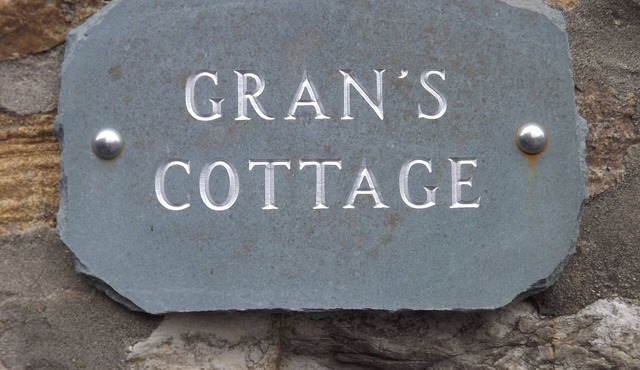 This quaint character dales cottage provides the ideal base for exploring Wensleydale.