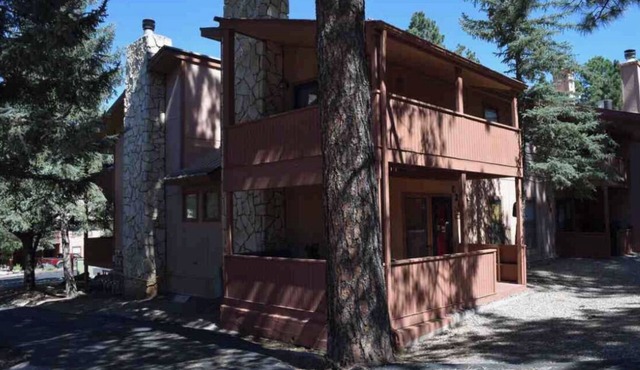 This Ruidoso condo is located in the picturesque Sierra Blanca mountains.