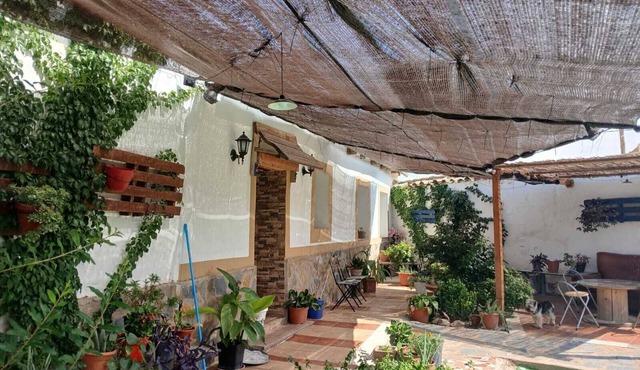 This rural house is ideal to disconnect, it has a patio where you can relax.