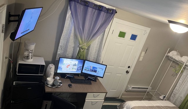 This's private room in Irvington 8 to 10 minutes to Newark air port