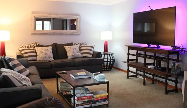 This single-family ranch, located in the heart of historic East Aurora.