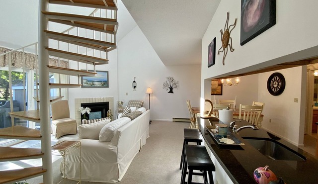 This spacious Billington Village condo features updated kitchen and 2 BRs plus a loft sleeping area.