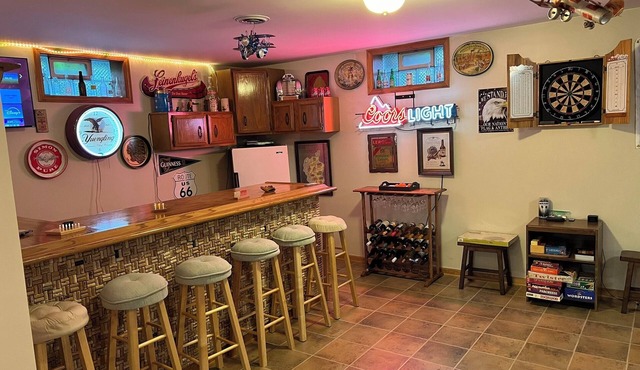 This spacious, pristine 3 bedroom retreat is ideal for families & larger groups