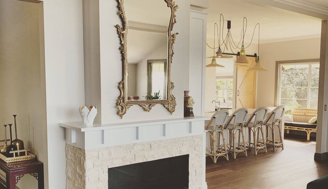 This stunning home enjoys breathtaking uninterrupted views in complete privacy!