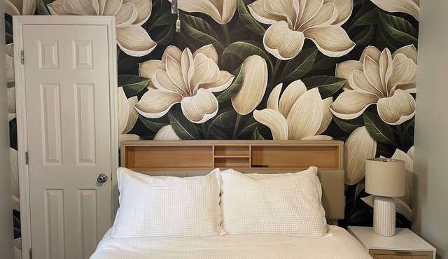 This stylish 3/2 is convenient to everything.