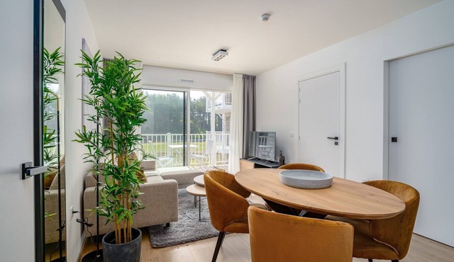 This suite offers a bedroom with a double bed and a sleeping corner with a bunk bed.