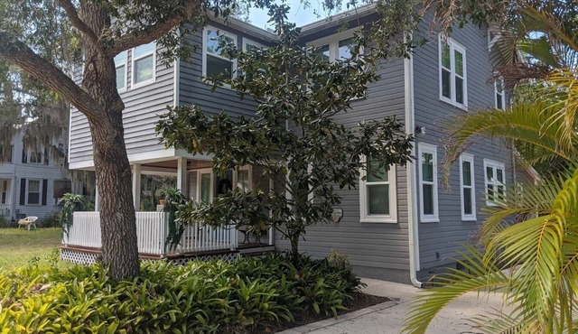 This Suite Old House