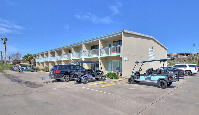 This super cute 1 bedroom 1 bath condo is located in the heart of Port Aransas!