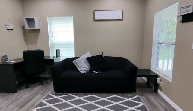 This unique 3 bedroom , 1 bath home rental nearby downtown Arcadia, FL.