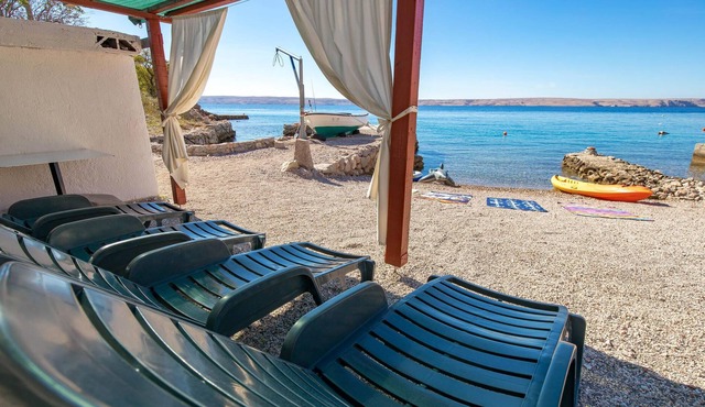 This vacation house is located close to the sea and away from mass tourism, in a sparsely populated