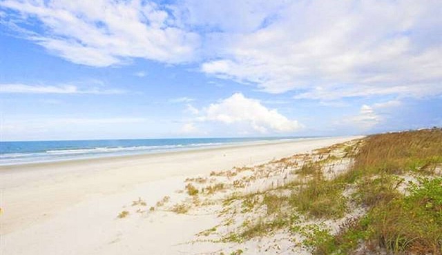 This vacation home is the embodiment of Comfort, Conveniences and Location.