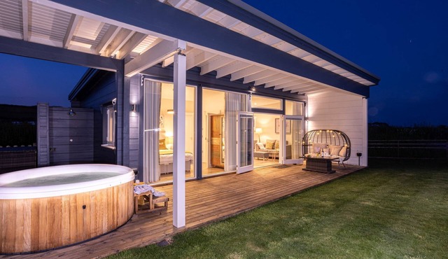 Thistledown - a lodge that sleeps 2 guests in 1 bedroom