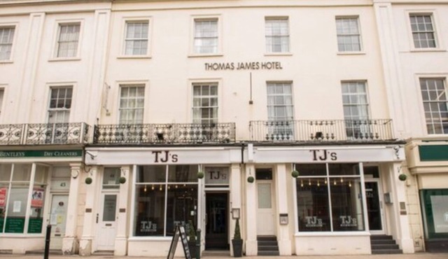 Thomas James Hotel